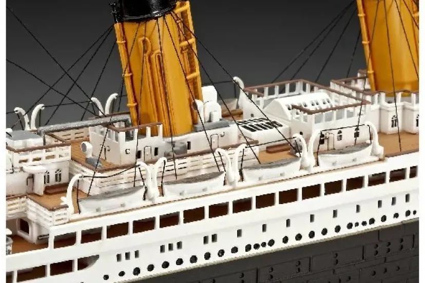 100 Years Titanic (Spec,Edition)>REVELL Online