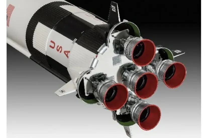 Apollo 11 Saturn V Rocket>REVELL Best