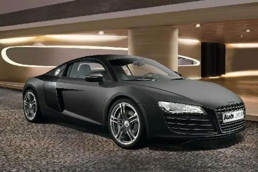 AUDI R8>REVELL Outlet