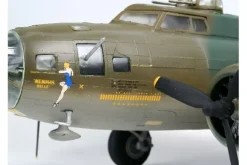 B-17F Memphis Belle><noscript><img width=