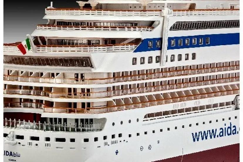 Cruiser Ship AIDA>REVELL Hot