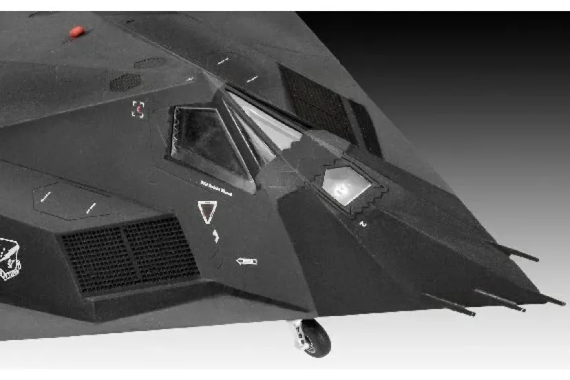 F-117A Nighthawk Stealth Fighter>REVELL Online