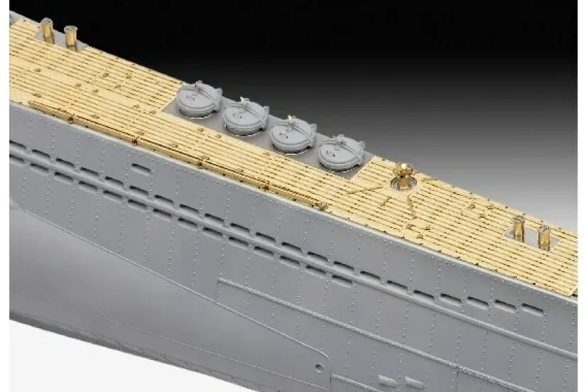 German Submarine Type VII C/41>REVELL Outlet