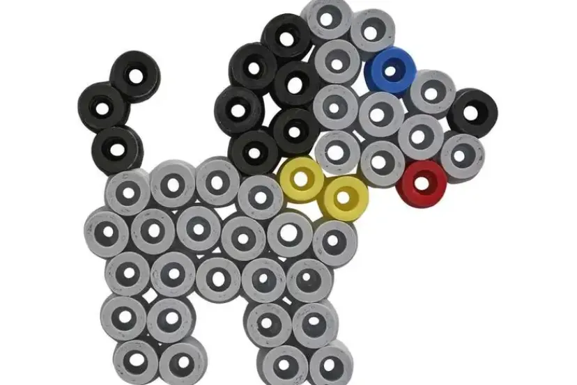 maxi perler 3000stk + 4 plader i bøtte, gul>Hama New