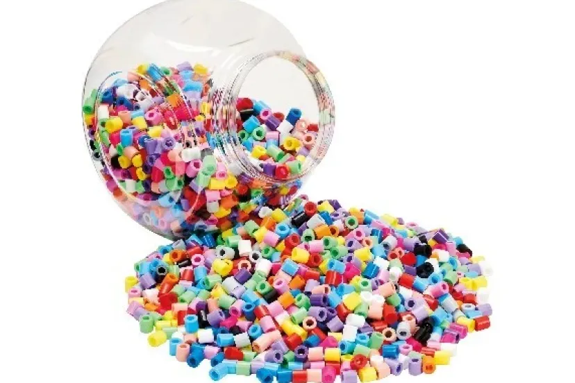 maxi 2000stk. i stabelbar bøtte, rød>Hama Online