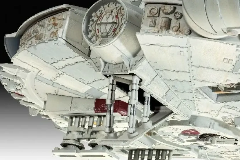 Millennium Falcon>REVELL Clearance