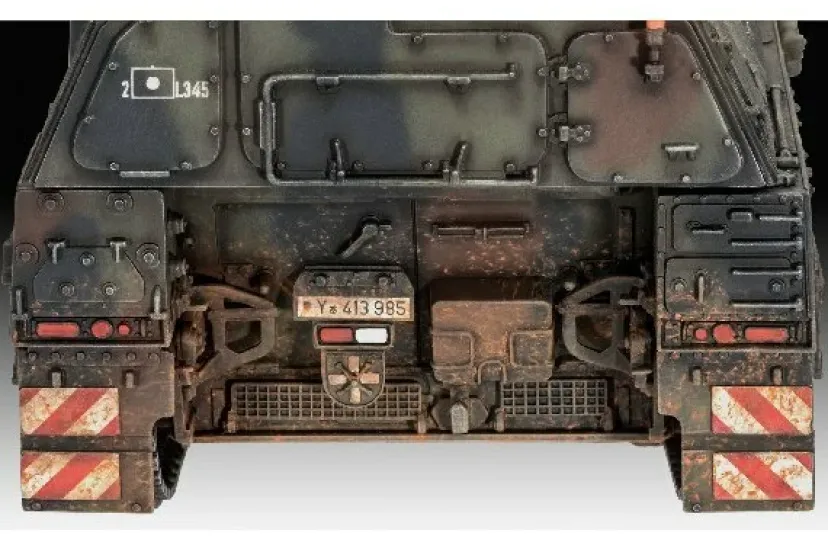 Panzerhaubitze 2000>REVELL