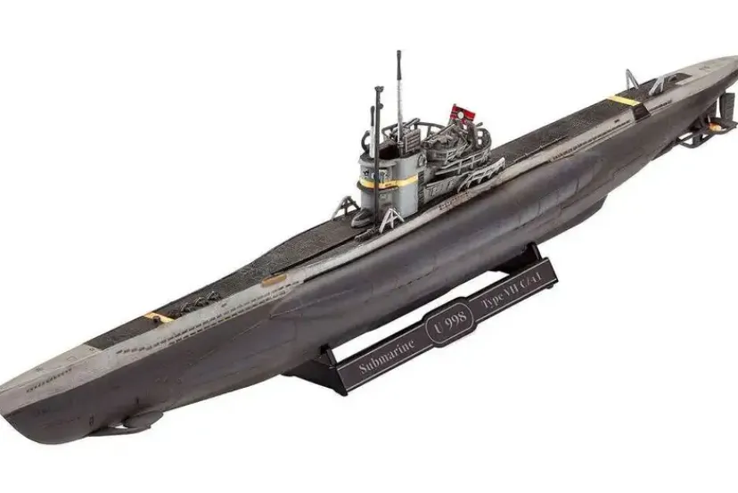 Starter Kit German Submarine Type VII C/41 1:350>Revell