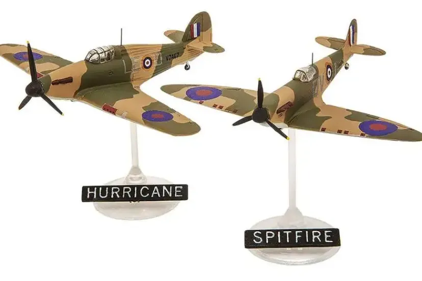 Supermarine Spitfire Mk.Ia & Hawker Hurricane Mk.I>Revell New